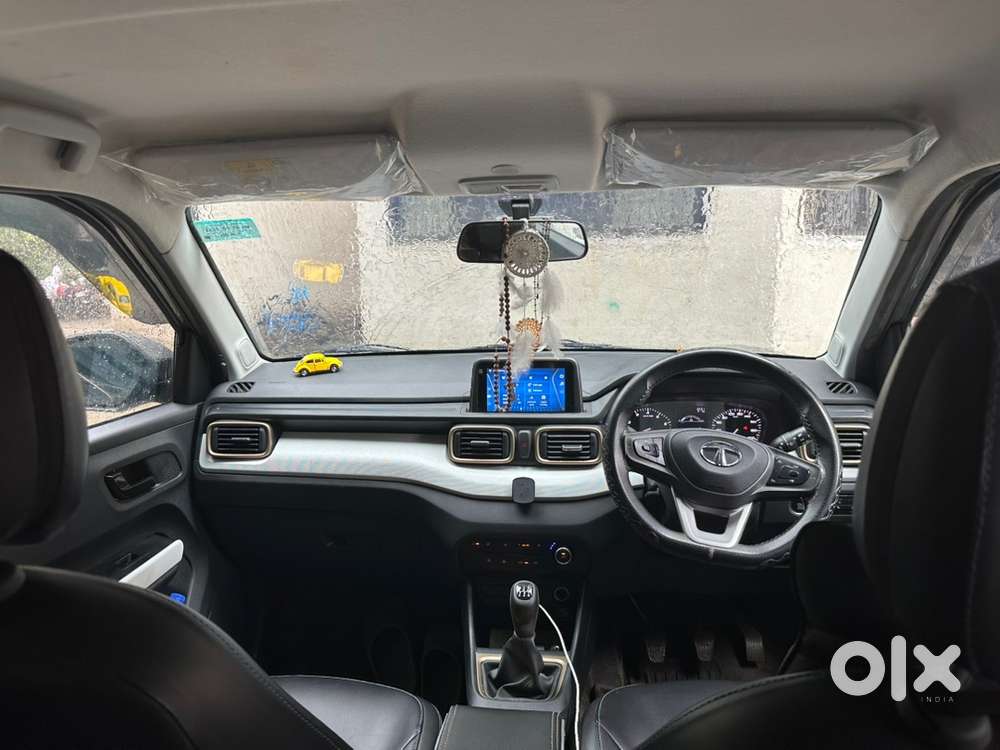 2023 Tata Punch Petrol Manual