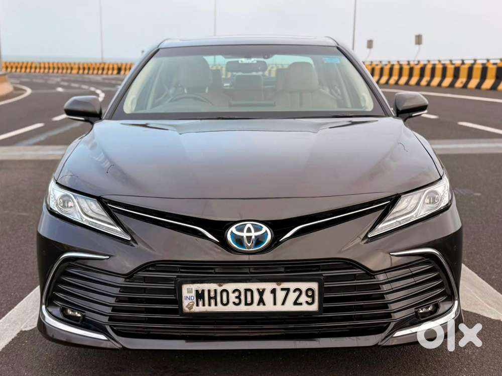 Toyota Camry 2.5 Hybrid, 2022, Petrol