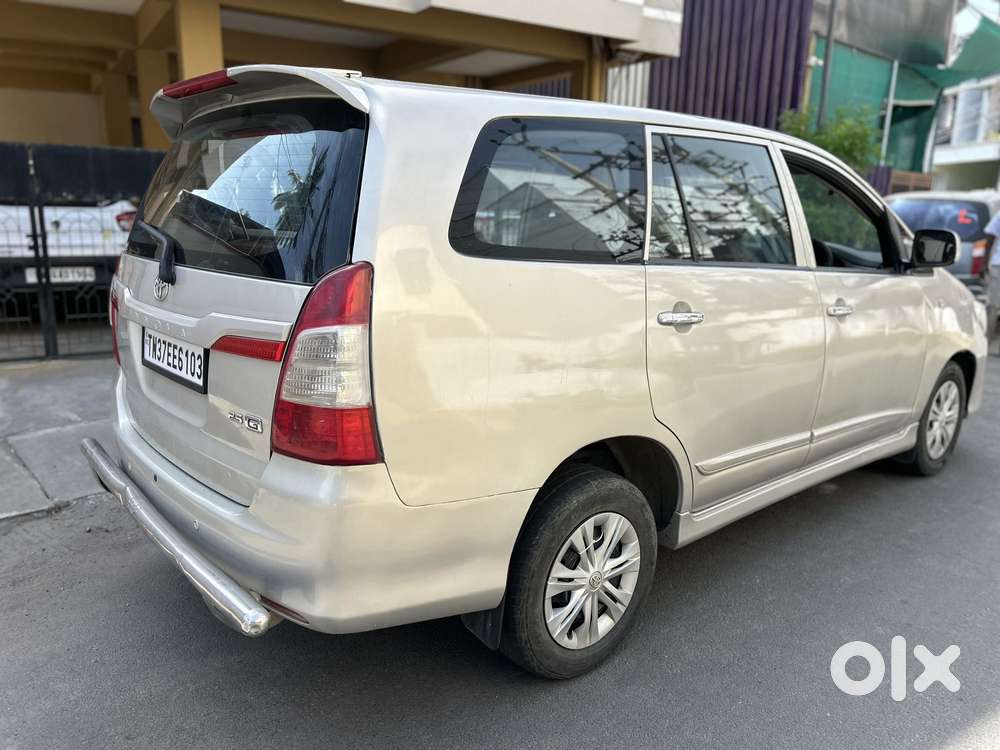 Toyota Innova 2.5 G (diesel) 7 Seater Bs Iv, 2015, Diesel
