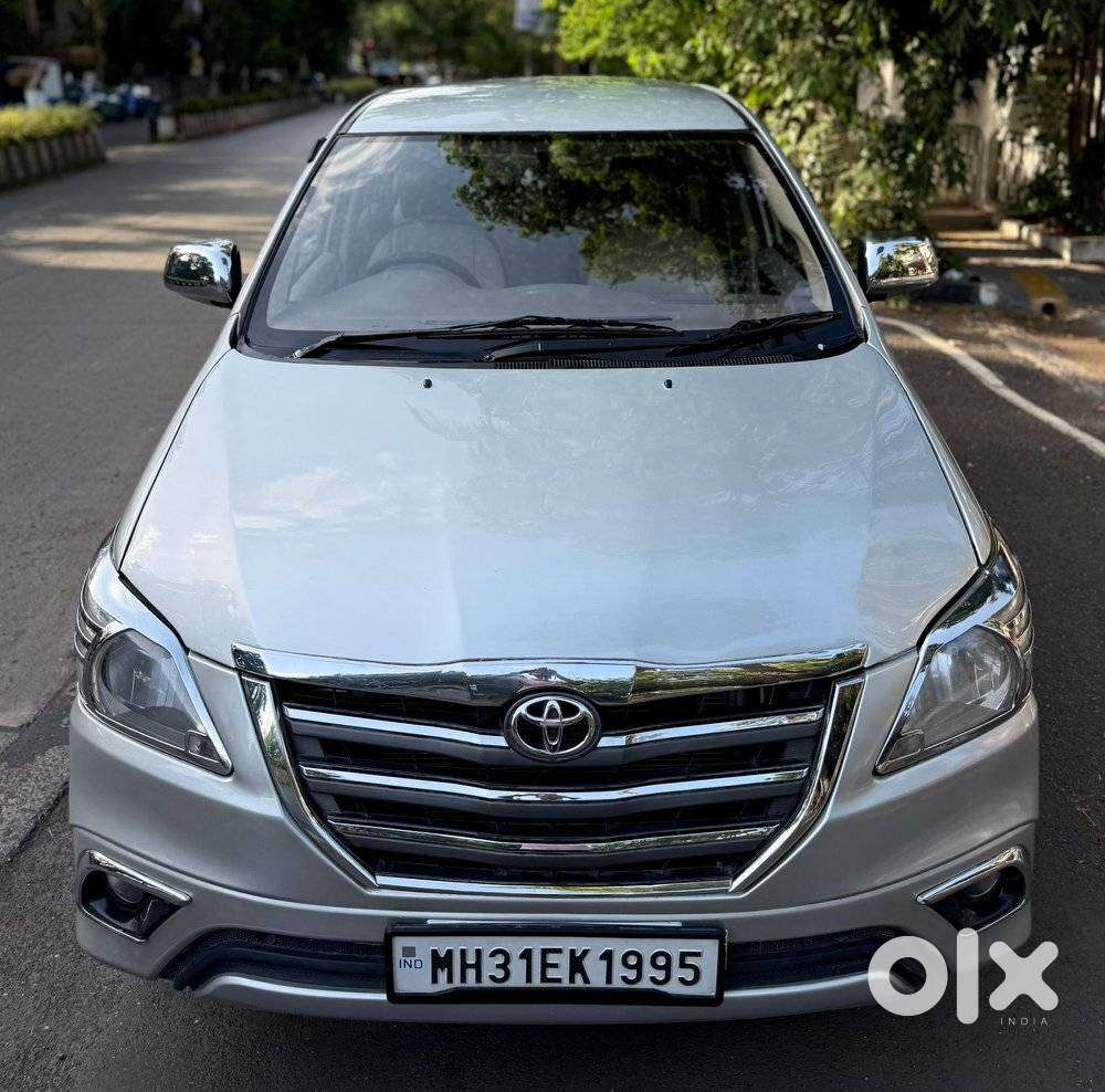Toyota Innova 2.5 Vx 8 Seater Bs Iv, 2013, Diesel