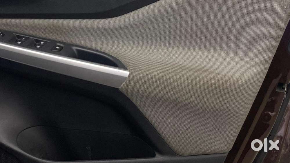 Nissan Magnite 1.0 Xv Premium Turbo Cvt, 2022, Petrol