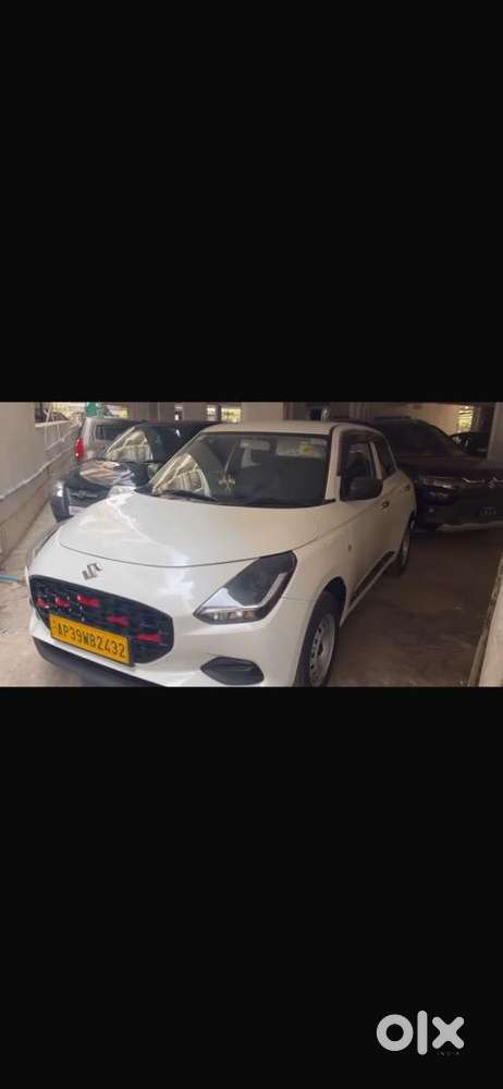 Maruti Suzuki Swift 2025 Petrol 12750 Km Driven