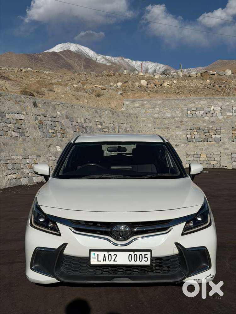 Toyota Glanza Petrol Manual 2022 , With Vvip Number Plate