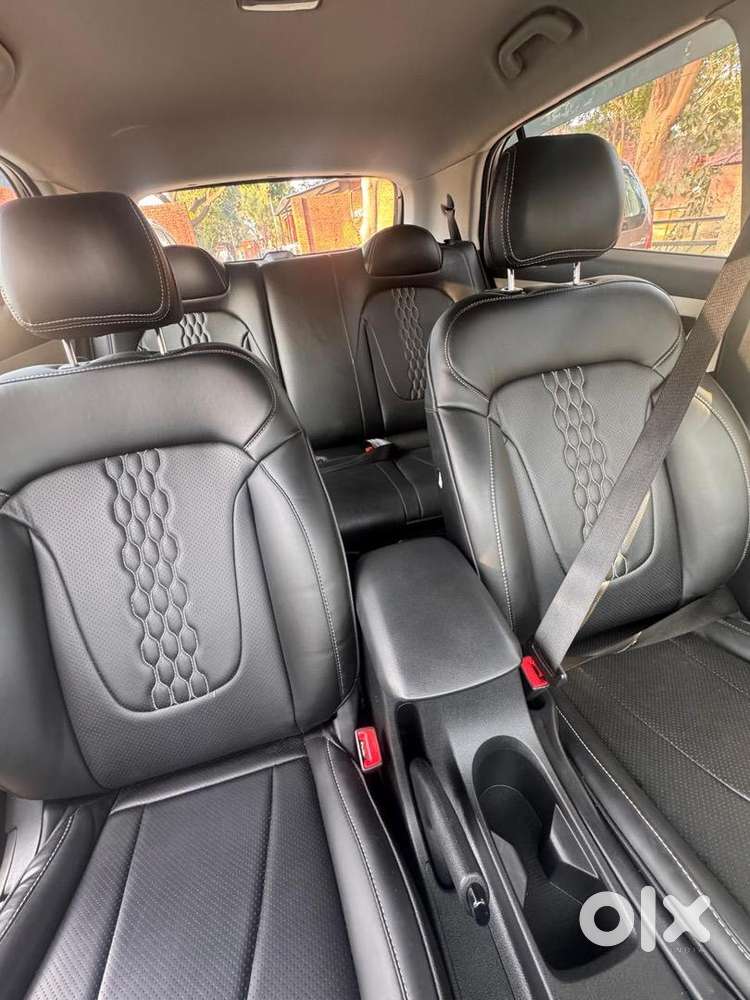 Hyundai Creta Facelift 2023 Petrol 22000 Km Driven