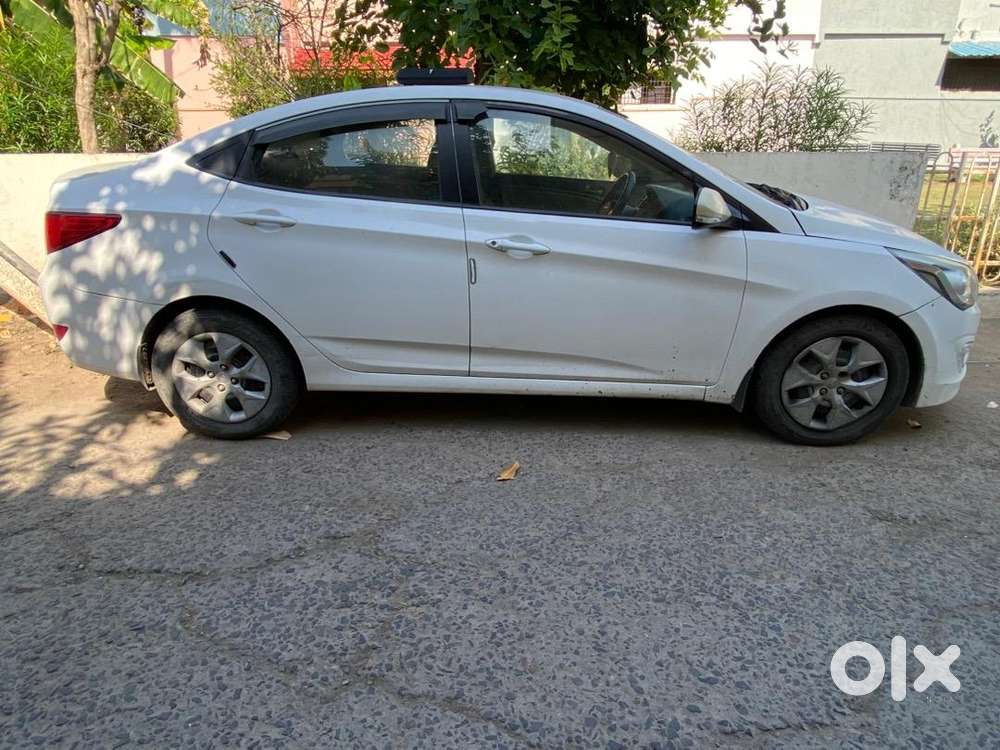 Hyundai Fluidic Verna 2016 Petrol 57014 Km Driven