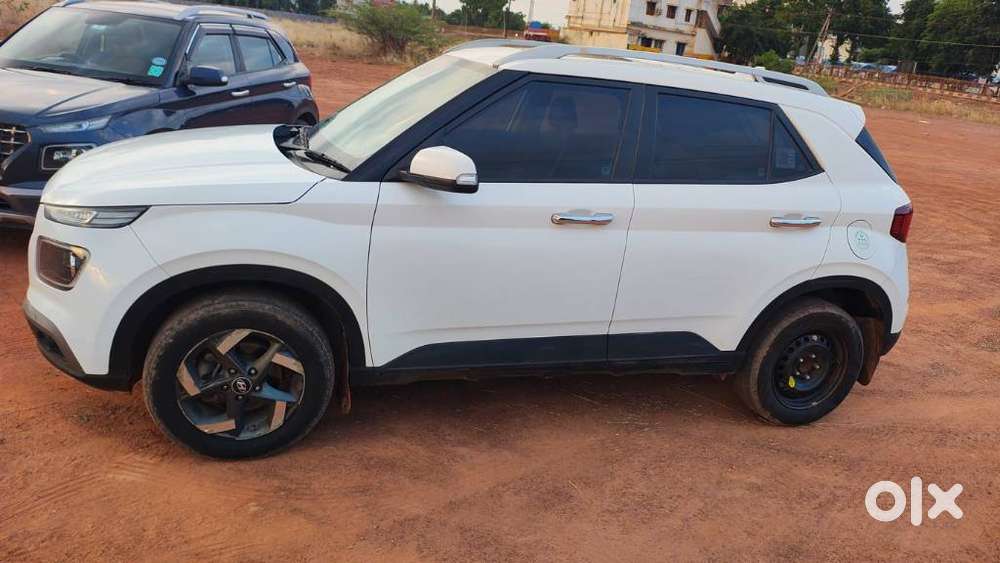 Hyundai Venue 1.0l Turbo Gdi Sx Mt, 2021, Petrol