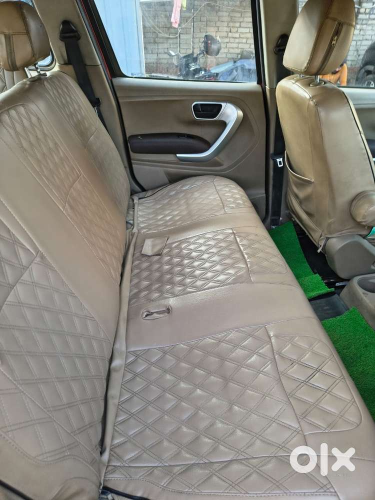 Mahindra Tuv 300 Mhawk100 T8, 2019, Diesel
