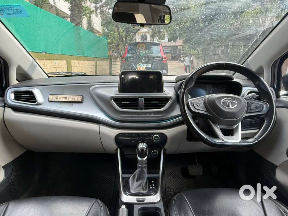 Tata Altroz Petrol 2022
