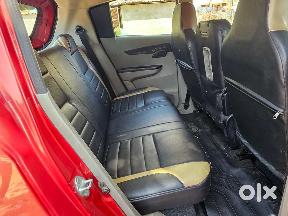 Mahindra Kuv 100 2016-2017 Mfalcon G80 K4, 2016, Petrol