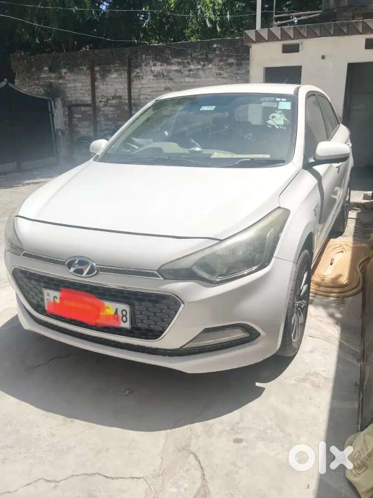 Hyundai I20 2016 Diesel 92000 Km Driven New Tyres