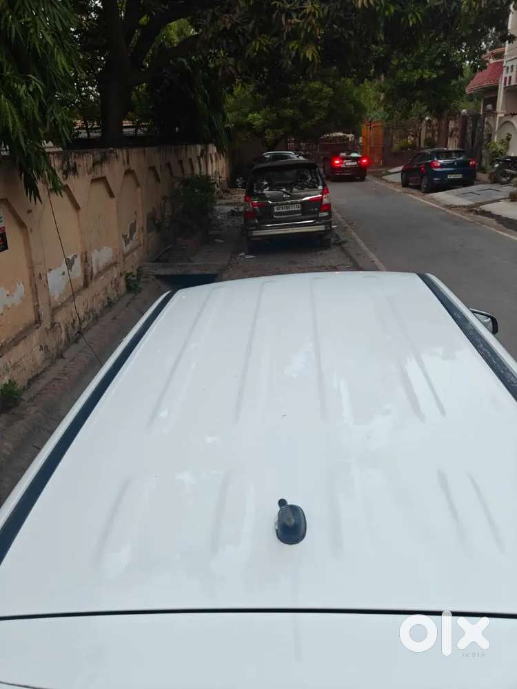 Hyundai Creta 2025 1.5 E Petrol 6600kms Driven