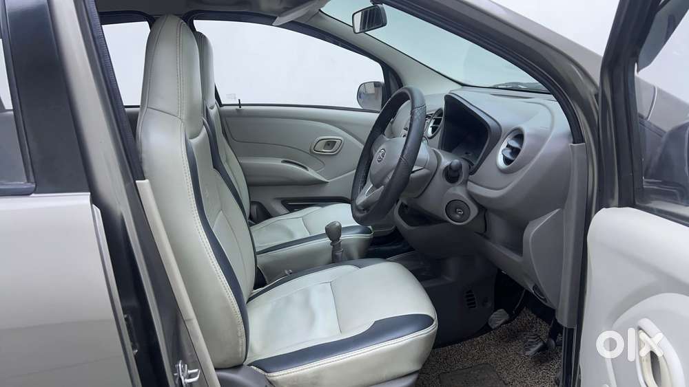 Datsun Redigo T Option, 2016, Petrol