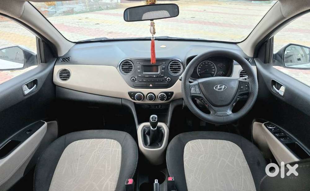Hyundai Grand I10 Sportz Edition, 2016, Petrol