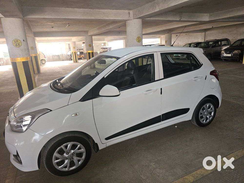 Hyundai Grand I10 Sportz 1.2 Kappa Vtvt, 2017, Petrol