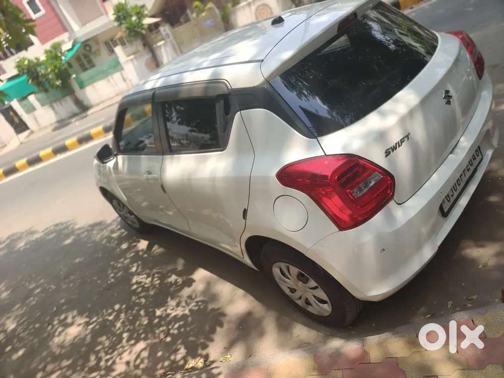 Maruti Suzuki Swift 2021 Petrol 65000 Km Driven