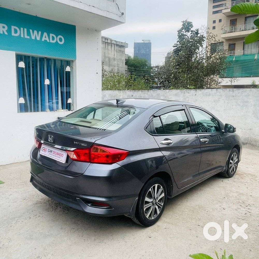 Honda City 1.5 V 4th Gen I-vtec Mt, 2017, Petrol