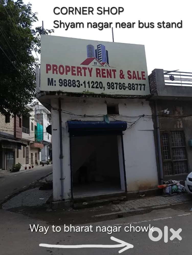 Corner Shop for rent