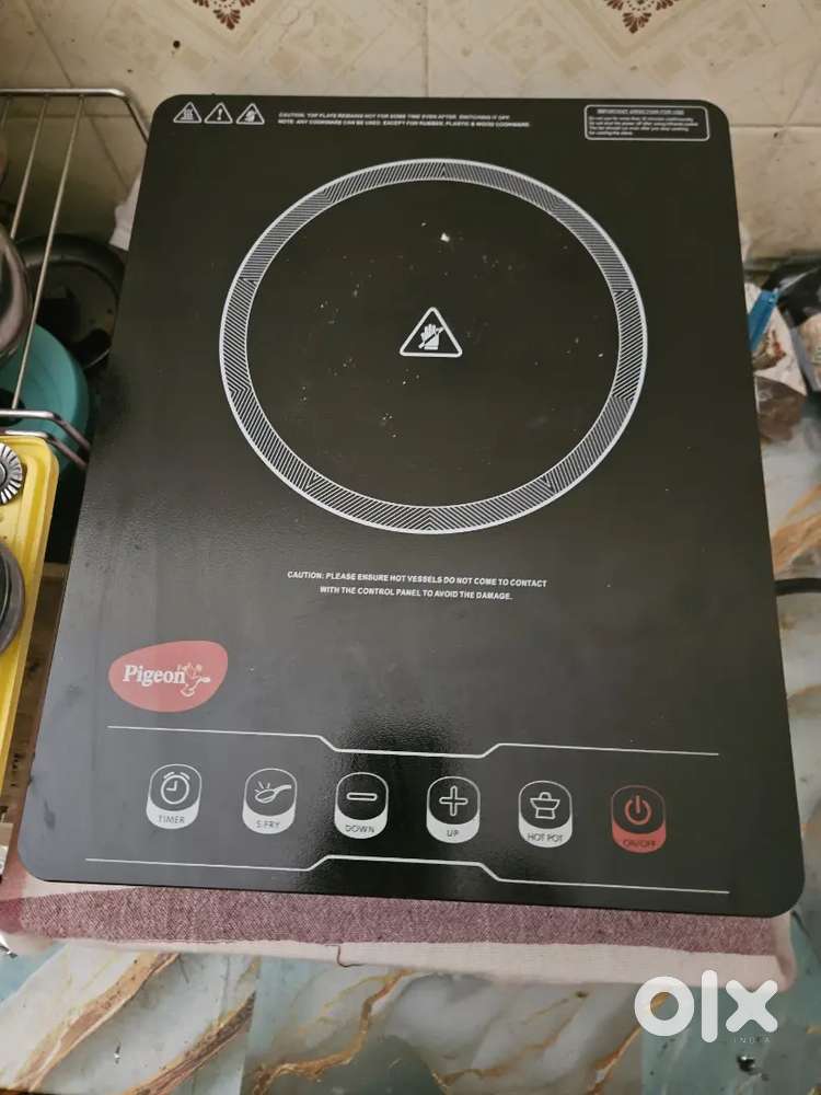 pigeon infra red cooktop 2000 w black for Rs.2300