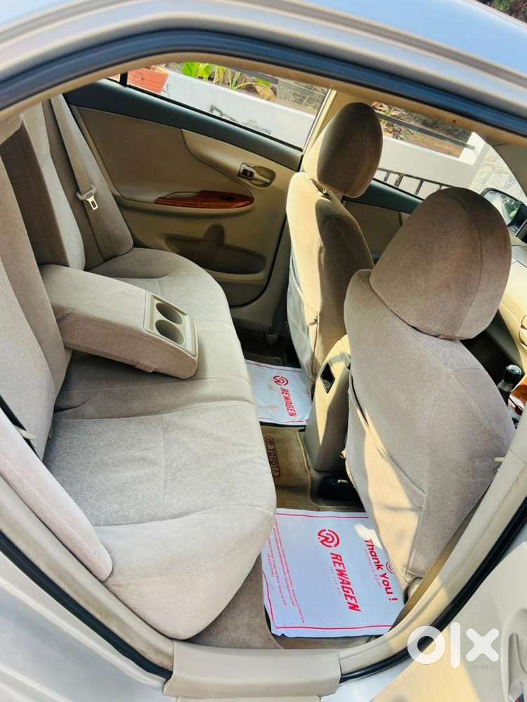 Toyota Corolla Altis 2010