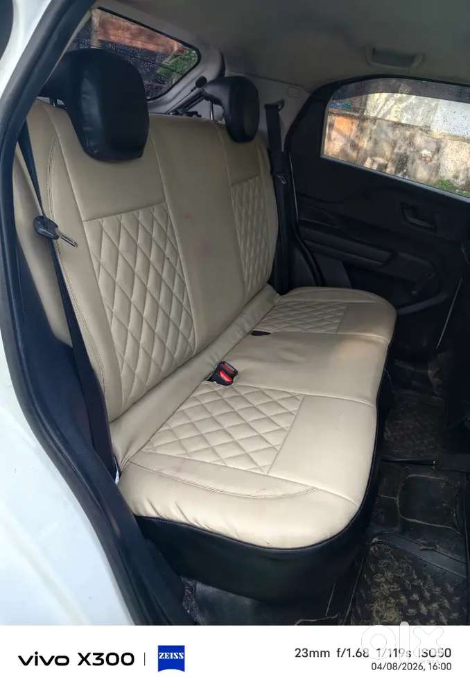 Tata Punch Ev 2025 With 300km Range (8 Air Bag Safety)