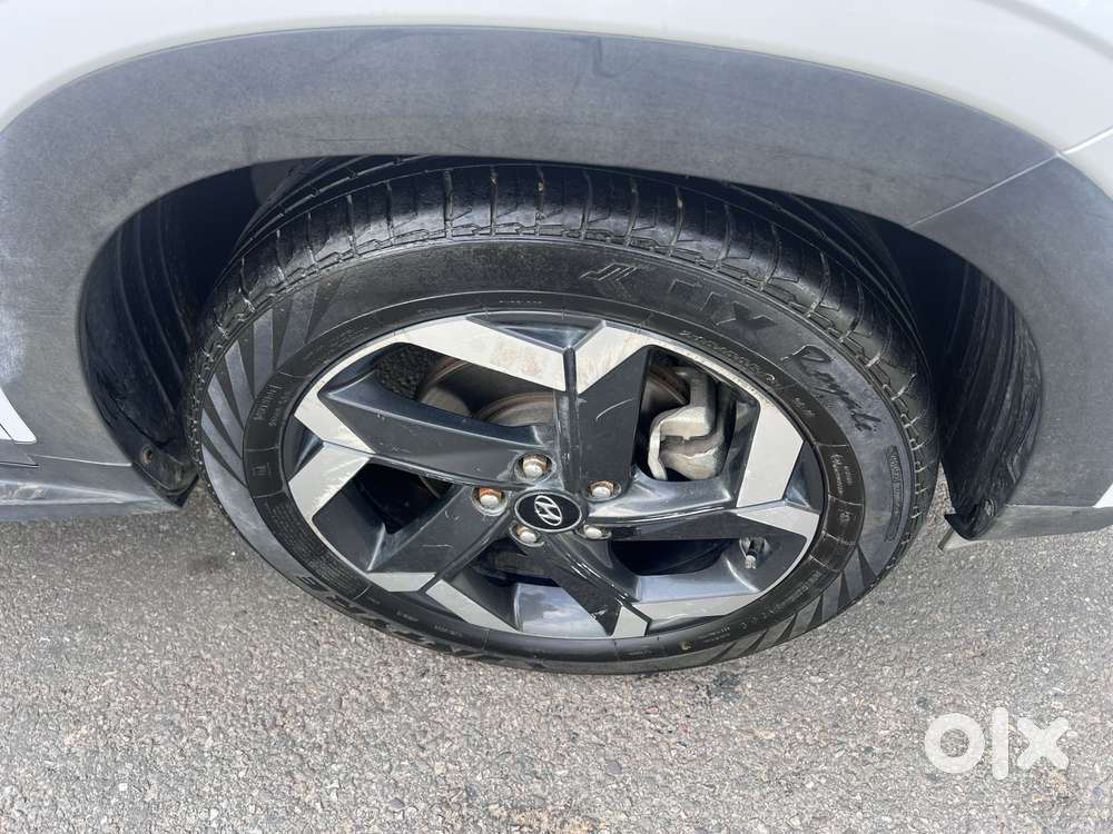 Hyundai Alcazar 2.0 Platinum (o) Petrol At 7 Str, 2022, Petrol