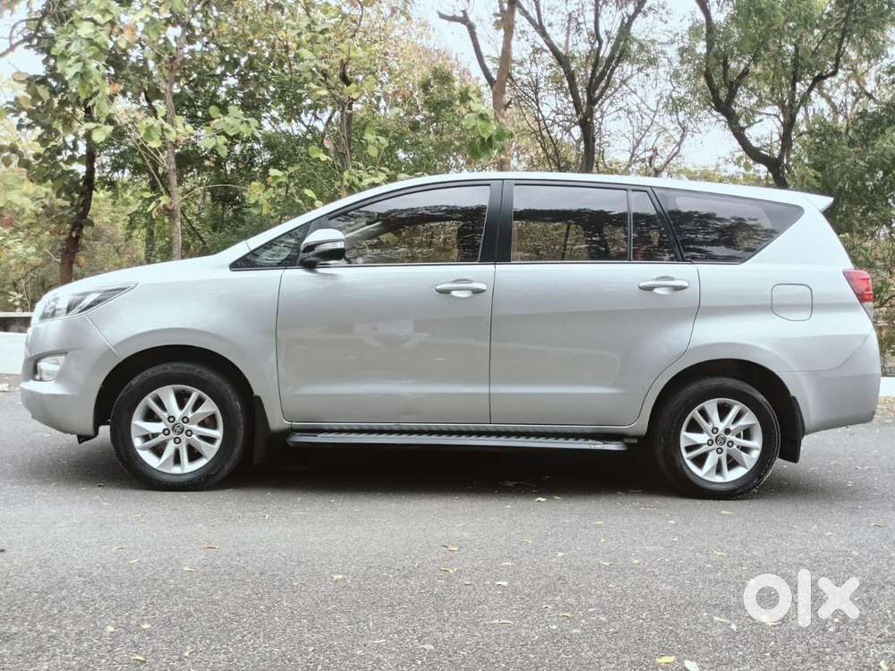 Toyota Innova Crysta 2.8 Gx At, 2016, Diesel