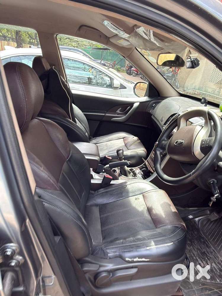 Well-maintained Mahindra Xuv500 W8 2014 For Sale