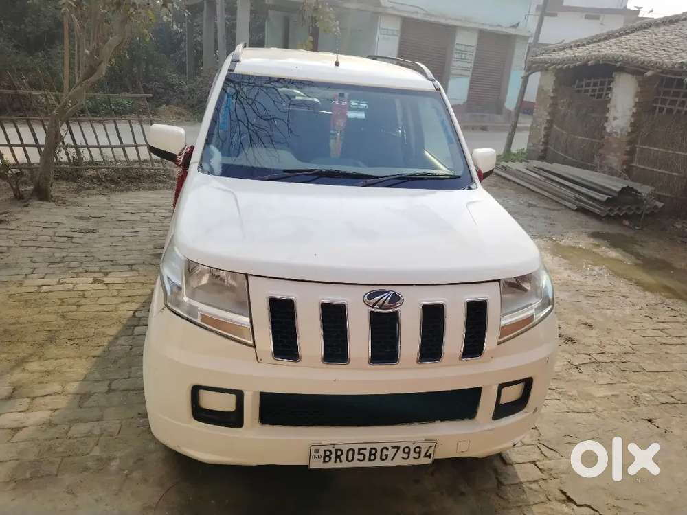 Mahindra Tuv 300 2016 Diesel Manual 18 Km