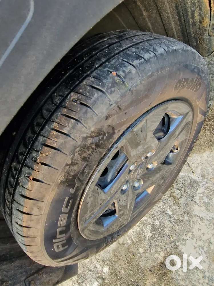 Hyundai Venue 2021 Petrol Manual Showroom Track Vehicle