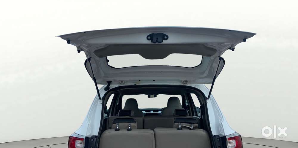 Renault Triber Rxz Easy-r Amt, 2021, Petrol