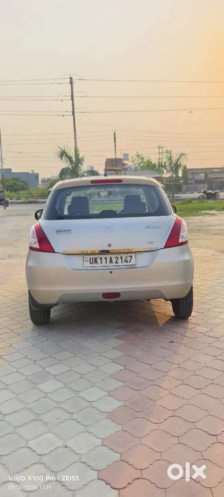 Maruti Suzuki Swift Vxi 2017