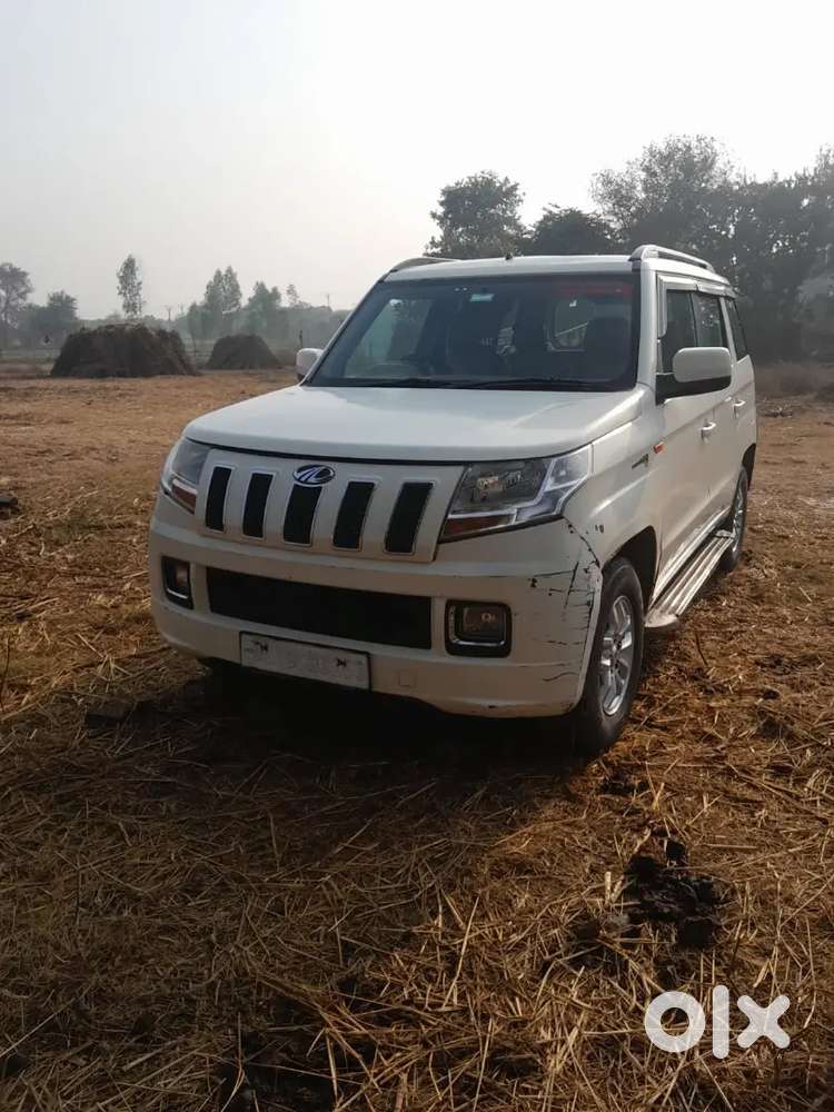 Mahindra Tuv 300 2016 Diesel 100200 Km Driven
