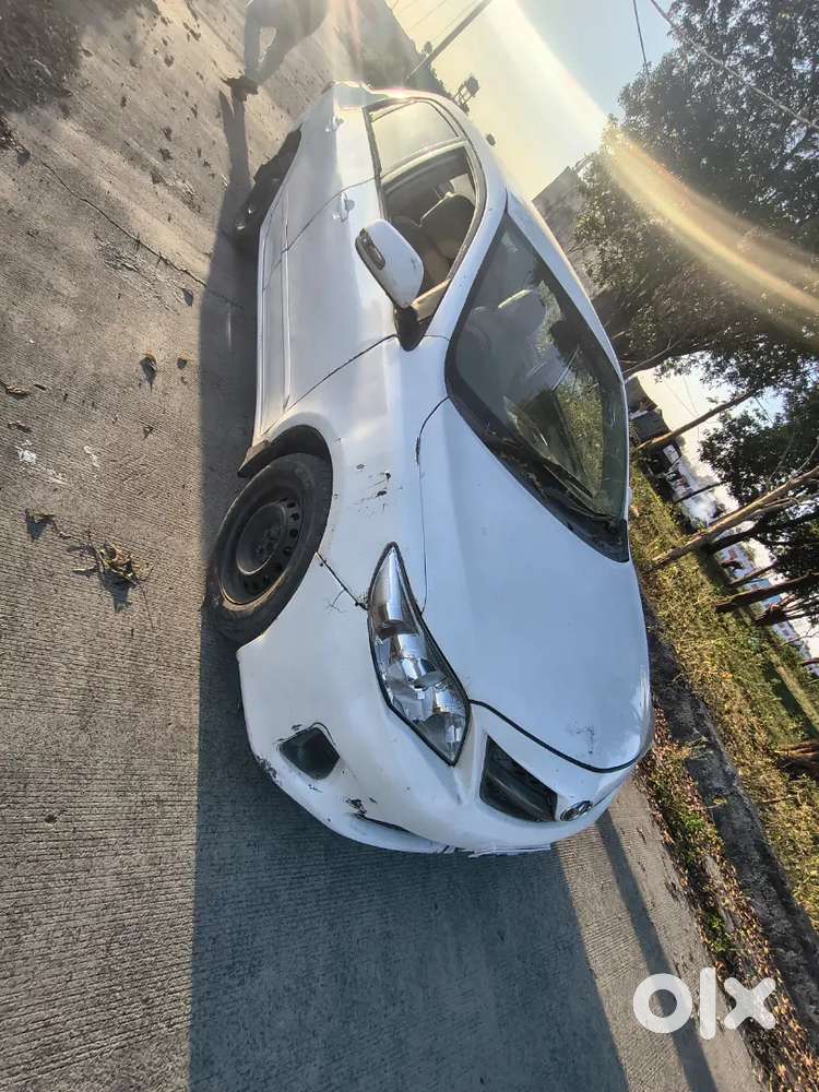 Toyota Corolla Altis 2012