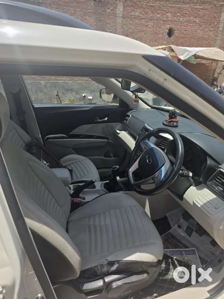 Xuv 300 W8 2022 2nd Owner For Sale
