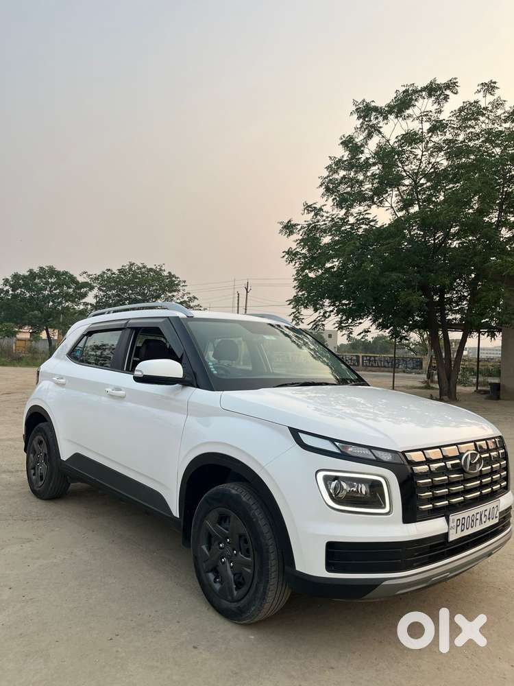 Hyundai Venue Sx, 2024, Petrol