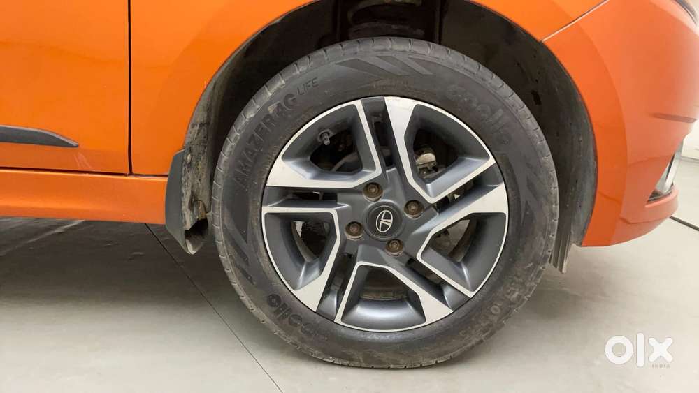 Tata Tiago 1.2 Revotron Xz Plus Dual Tone, 2019, Petrol