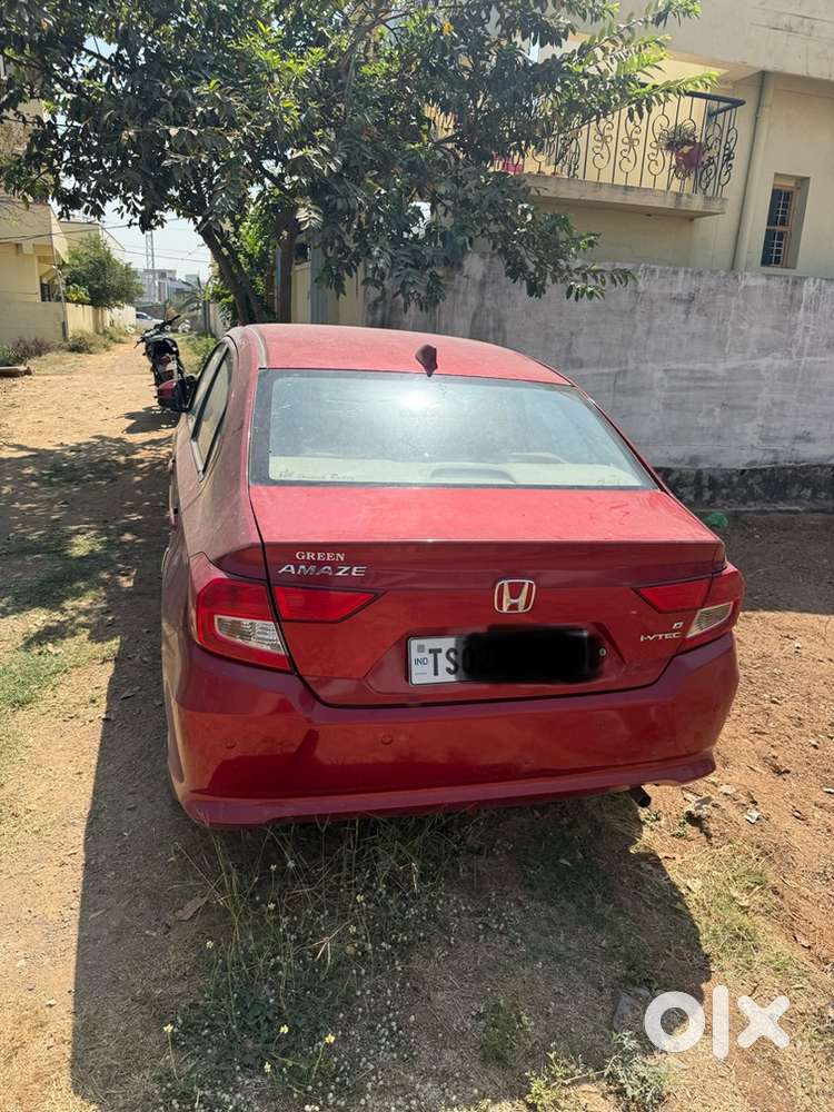 Well Maintained, Only Family Driven And Service Done Only At Show Room