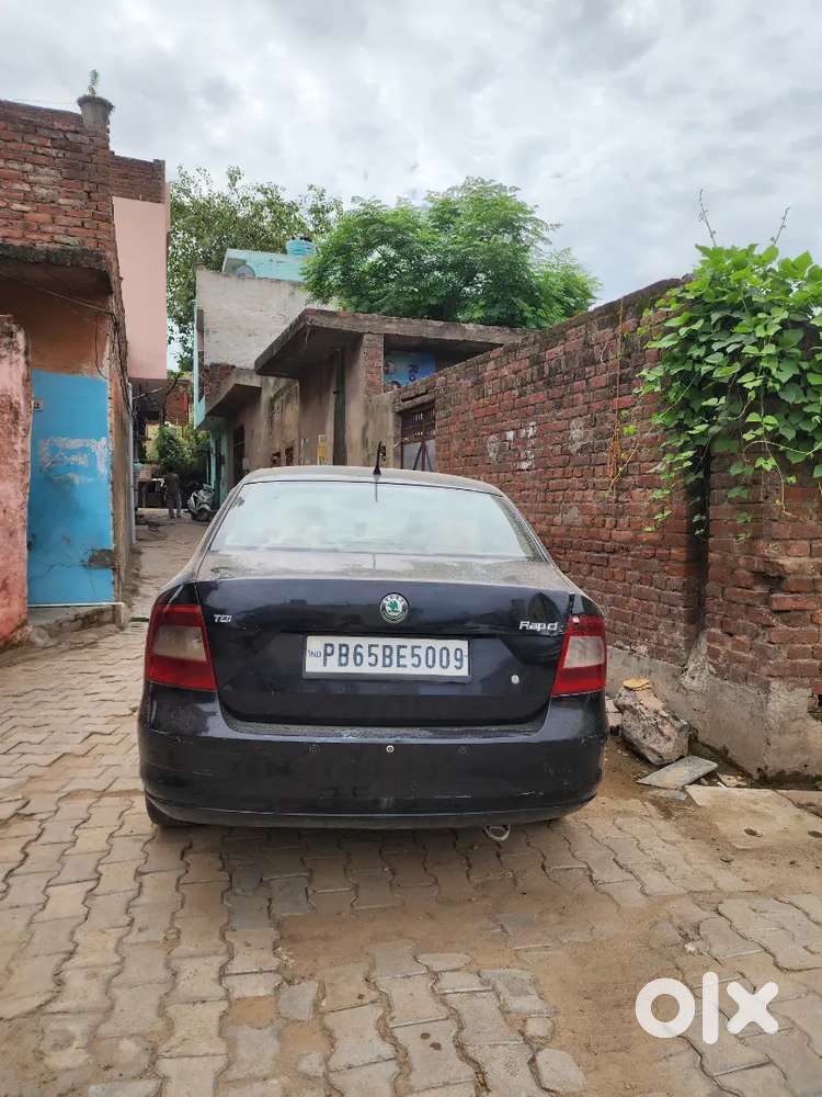 Skoda Rapid 1.6 Tdi 2013 Year