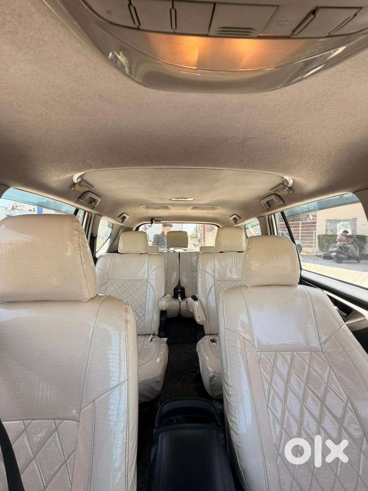 Toyota Innova Crysta 2016 Diesel Well Maintained