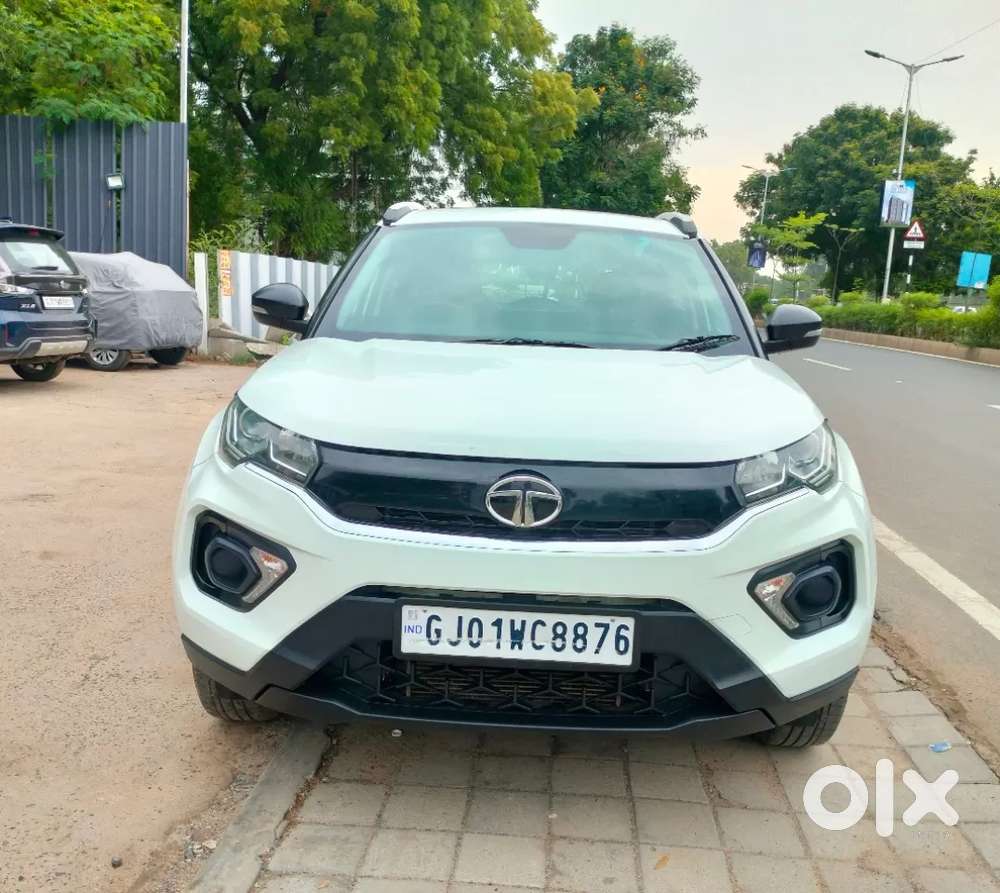 Tata Nexon 1.2 Revotron Xm (s), 2021, Petrol