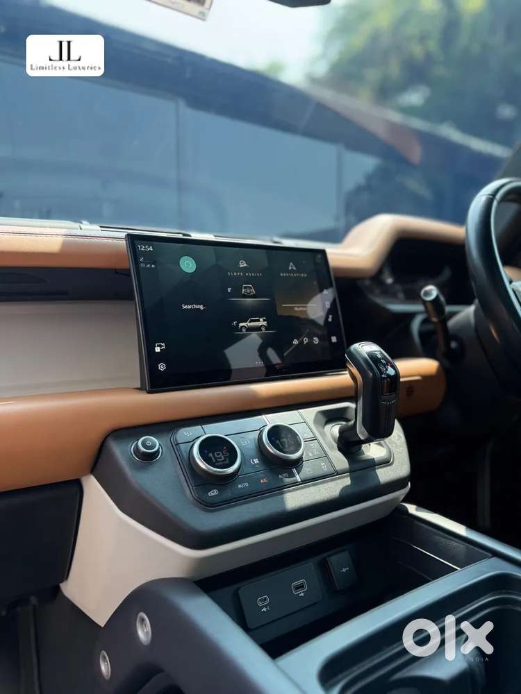 Land Rover Defender, 2023, Petrol