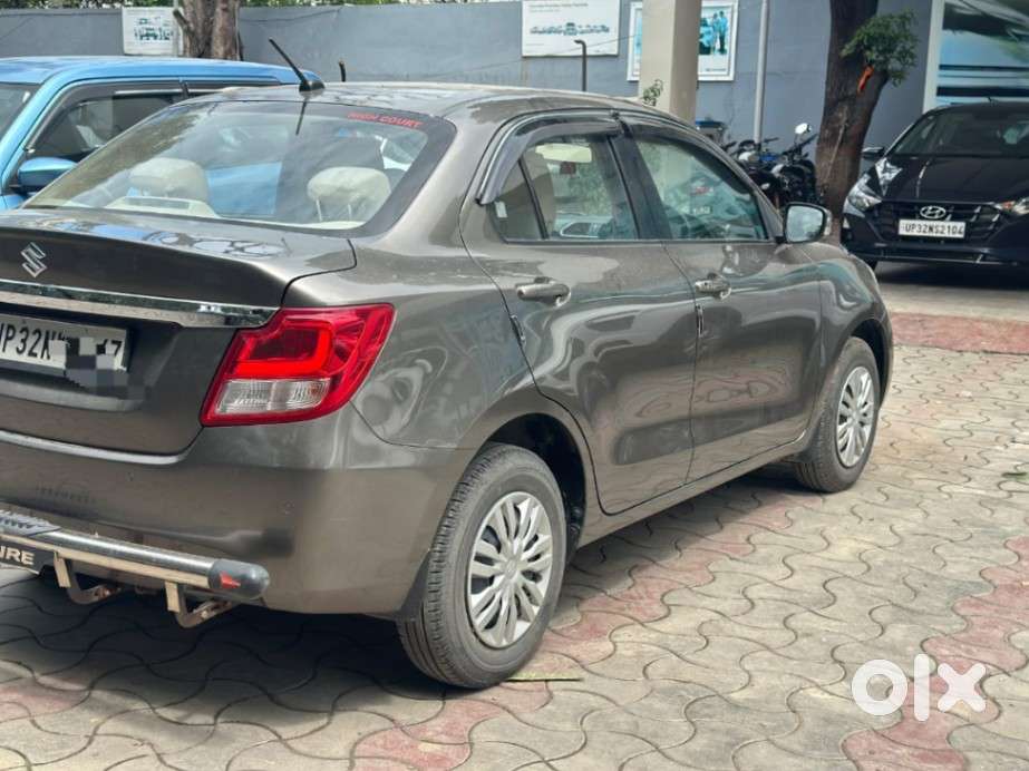 Maruti Suzuki Dzire 1.2 Vxi, 2023, Petrol