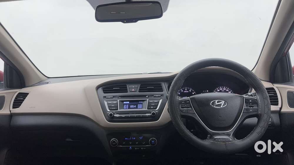 Hyundai Elite I20 Asta Option, 2015, Petrol