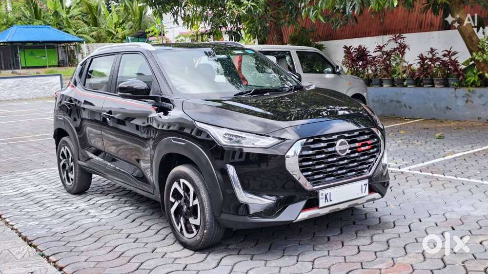 Nissan Magnite Kuro Edition Petrol Amt, 2024, Petrol