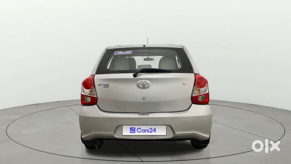 Toyota Etios Liva 1.2 V, 2017, Petrol