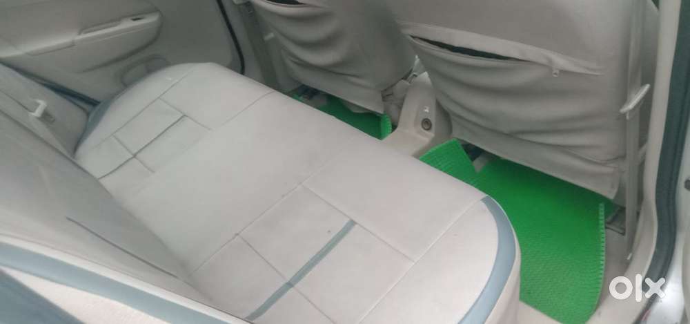 Maruti Suzuki Swift Dzire 1.2 Vxi Bsiv, 2015, Petrol