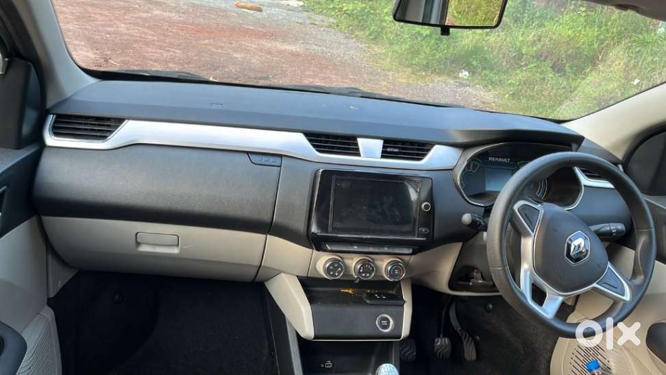 Renault Triber Rxz, 2019, Petrol