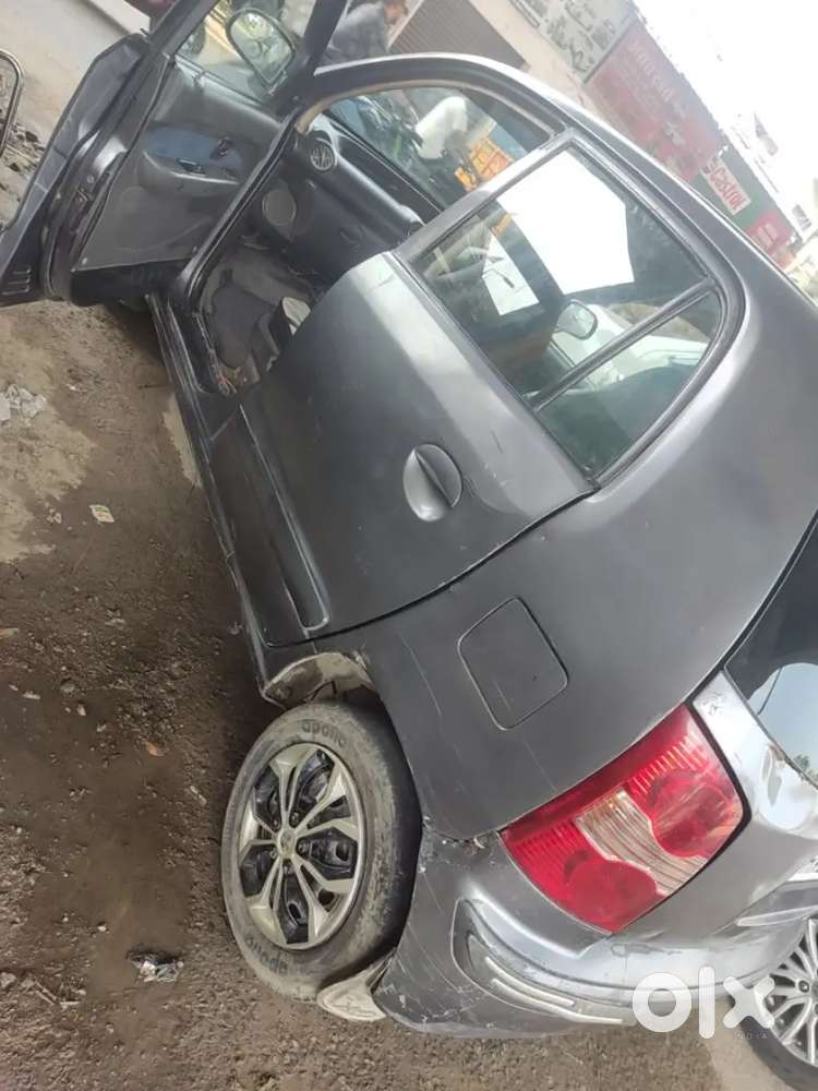 Hyundai New Santro 2012 Magna Executive