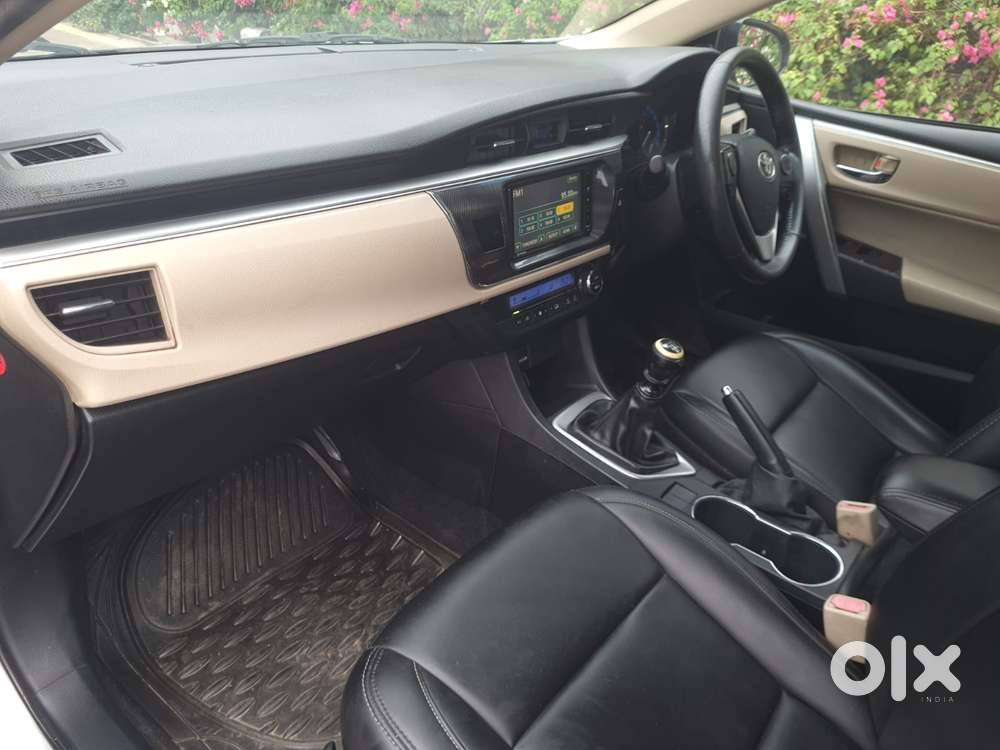 Toyota Corolla Altis G Mt, 2015, Petrol