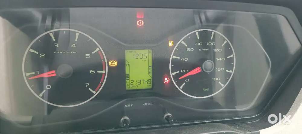 Mahindra Scorpio 2015 Diesel 200000 Km Driven
